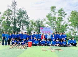 Đoàn trường tổ chức chương trình Tết trồng cây chào Xuân Quý Mão năm 2023
