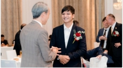 Bác sĩ trẻ mắc bệnh hiếm, dành thời gian giúp nhiều trẻ cùng cảnh ngộ
