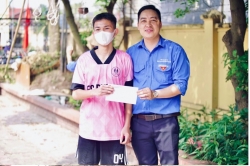BÍ THƯ ĐOÀN XÃ ĐÔNG MỸ GƯƠNG MẪU HỌC TẬP VÀ LÀM THEO LỜI BÁC